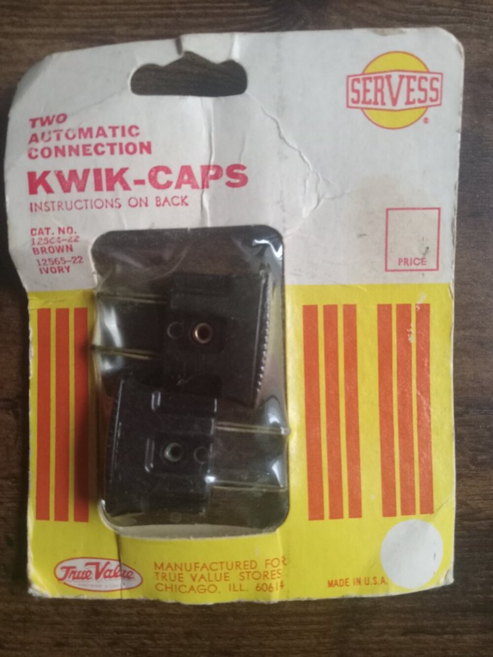 Vintage Vtg New Servess 2 KWIK-CAPS Easy Replacement Electric Lamp Cord Plugs